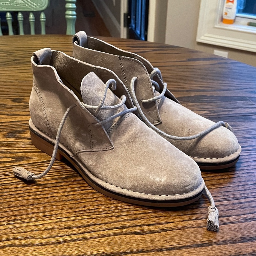 Hush Puppies Light Brown Chukka Boots